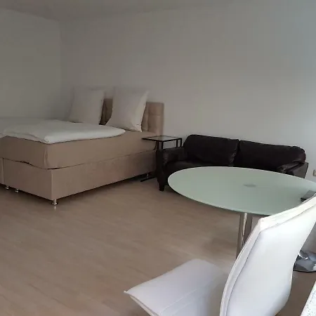 Pensionsappartments Blitz Penzion Wiesbaden